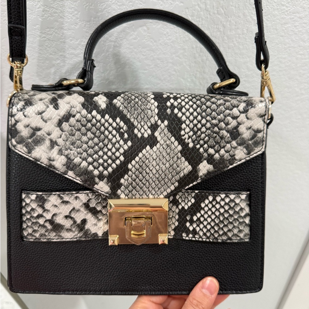 Aldo Black Handbag with Gray Snake-Print Flap and Gold Hardware